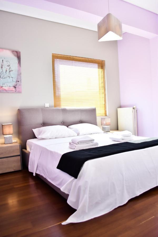 Βright Walled Designed Apt In Glyfada Center Athena Bagian luar foto